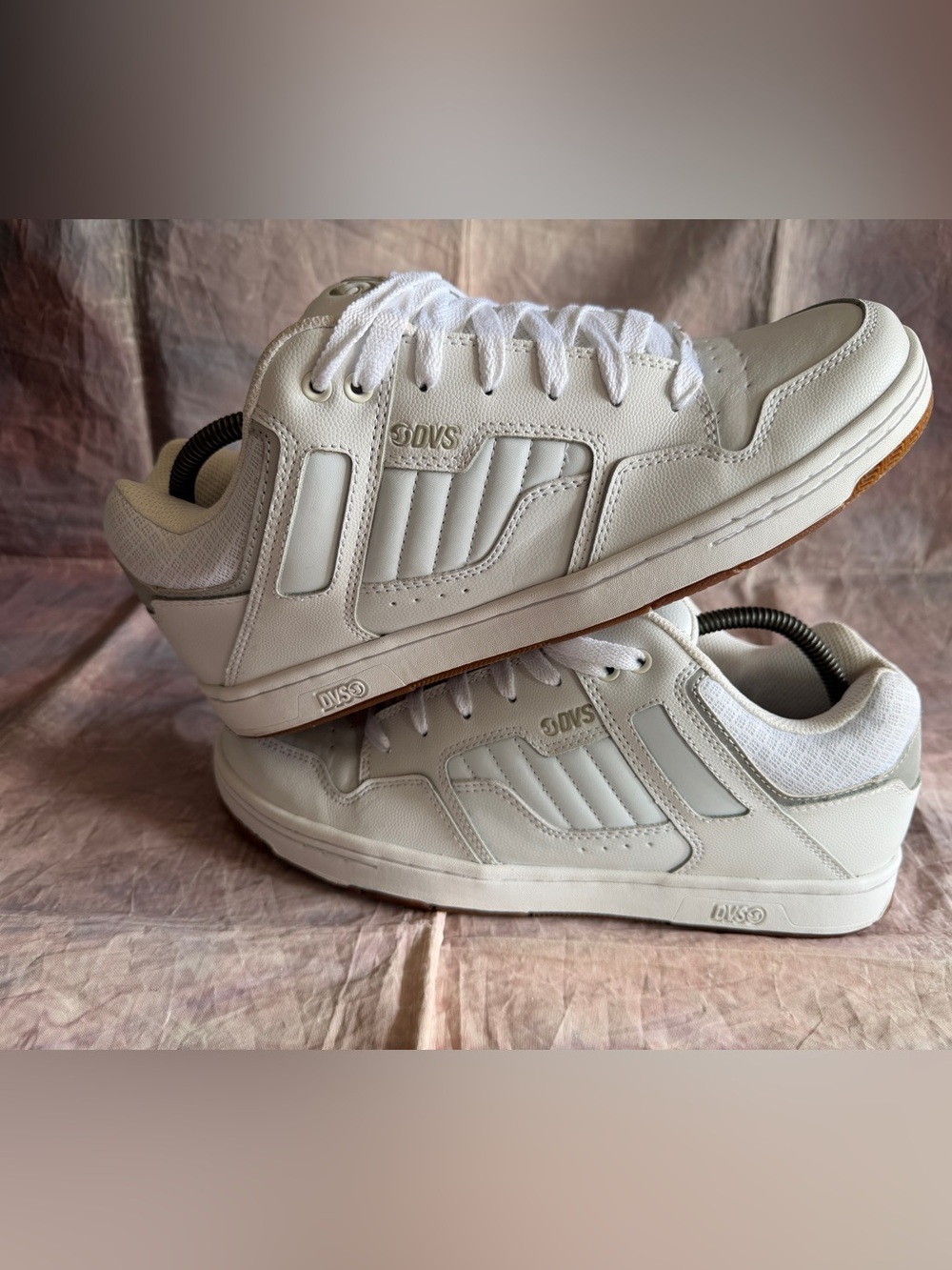 DVS Enduro 125 skate shoes men’s size 11
